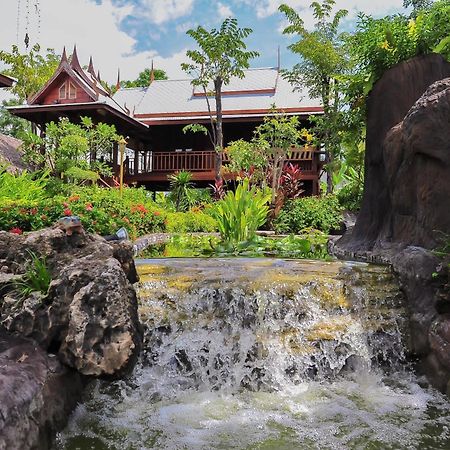 Sunlove Resort And Spa - Grand View Nakhon Pathom Dış mekan fotoğraf