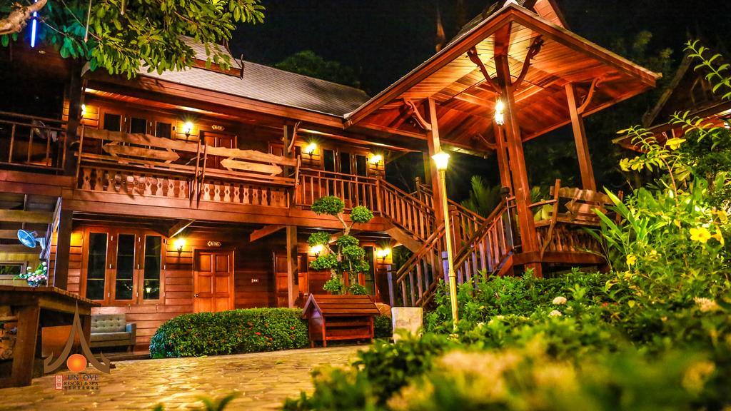 Sunlove Resort And Spa - Grand View Nakhon Pathom Dış mekan fotoğraf