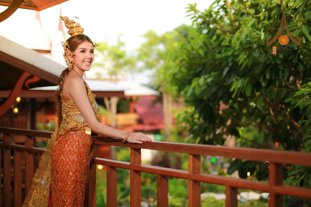 Sunlove Resort And Spa - Grand View Nakhon Pathom Dış mekan fotoğraf