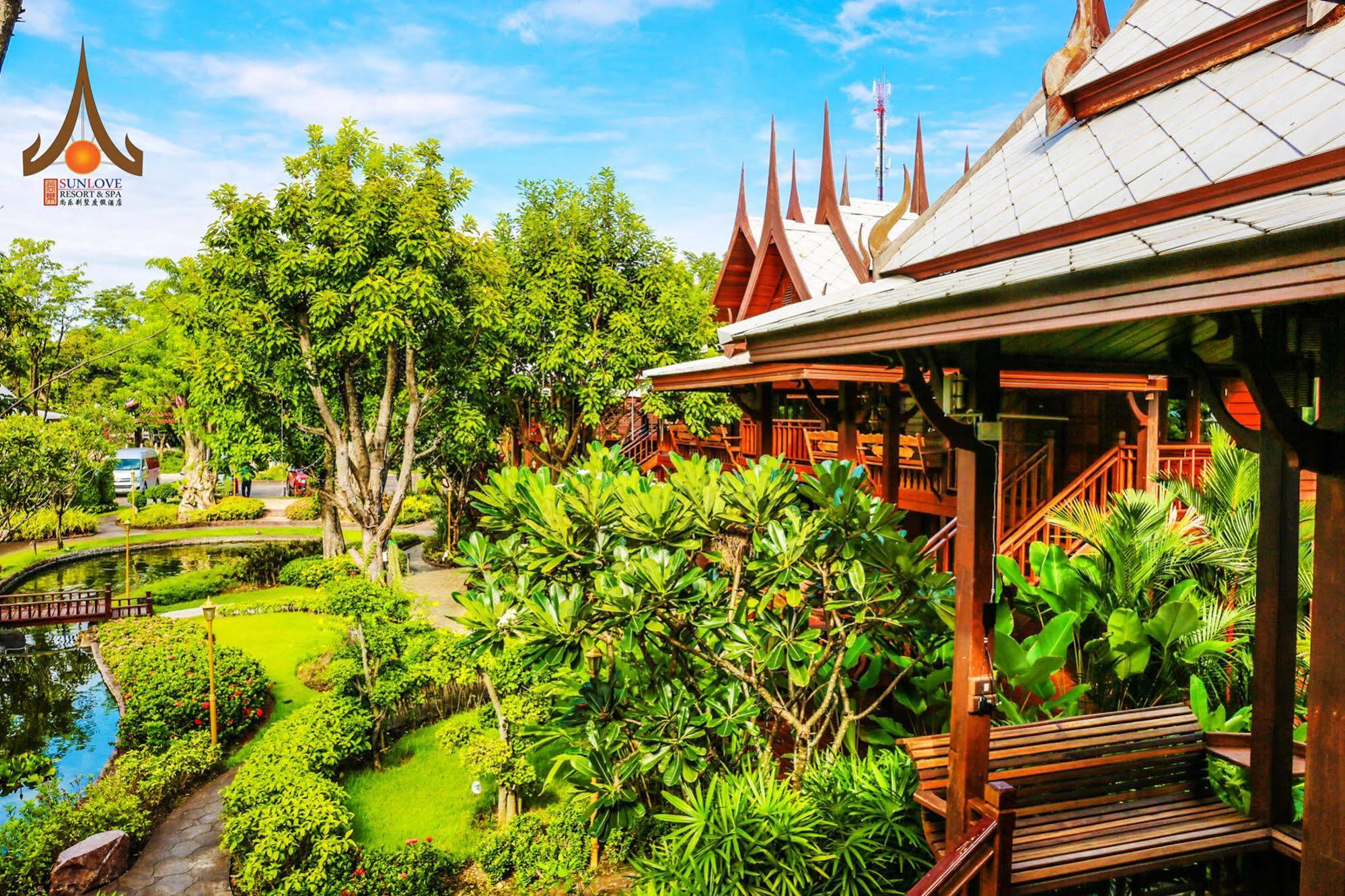 Sunlove Resort And Spa - Grand View Nakhon Pathom Dış mekan fotoğraf
