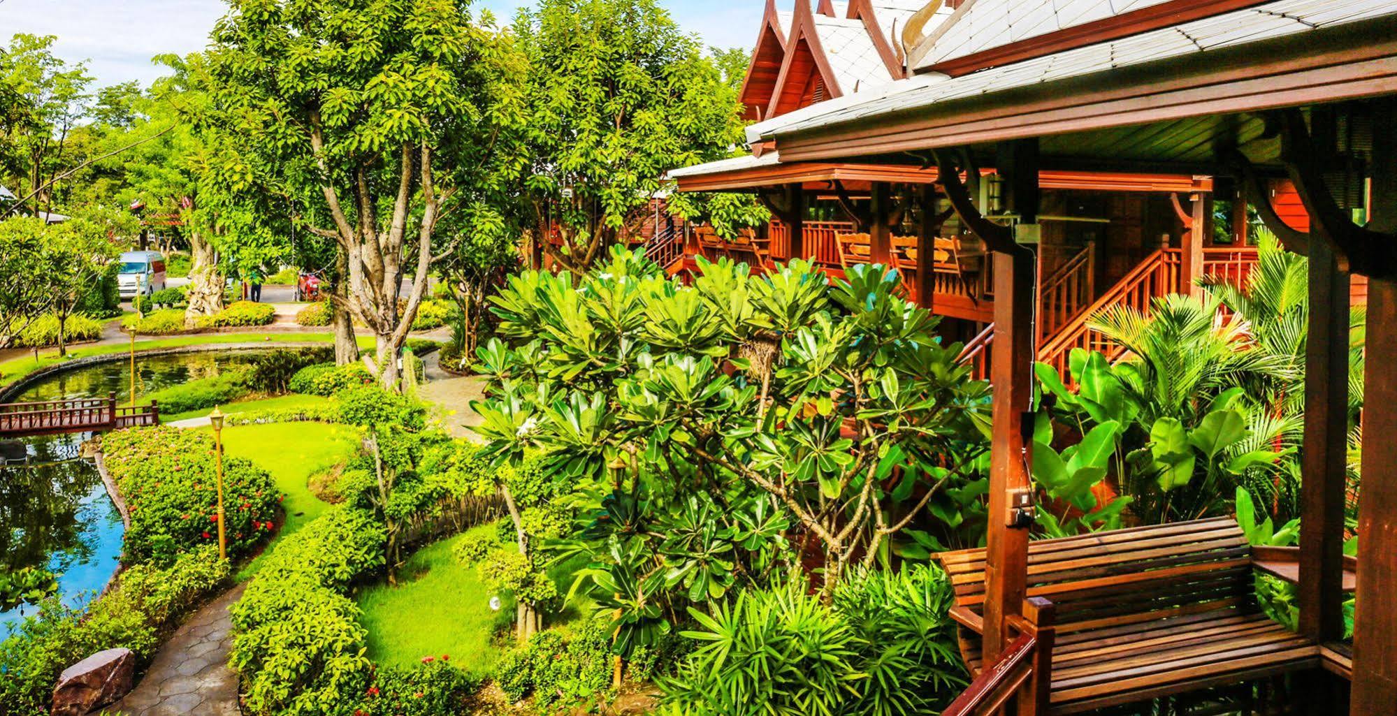 Sunlove Resort And Spa - Grand View Nakhon Pathom Dış mekan fotoğraf