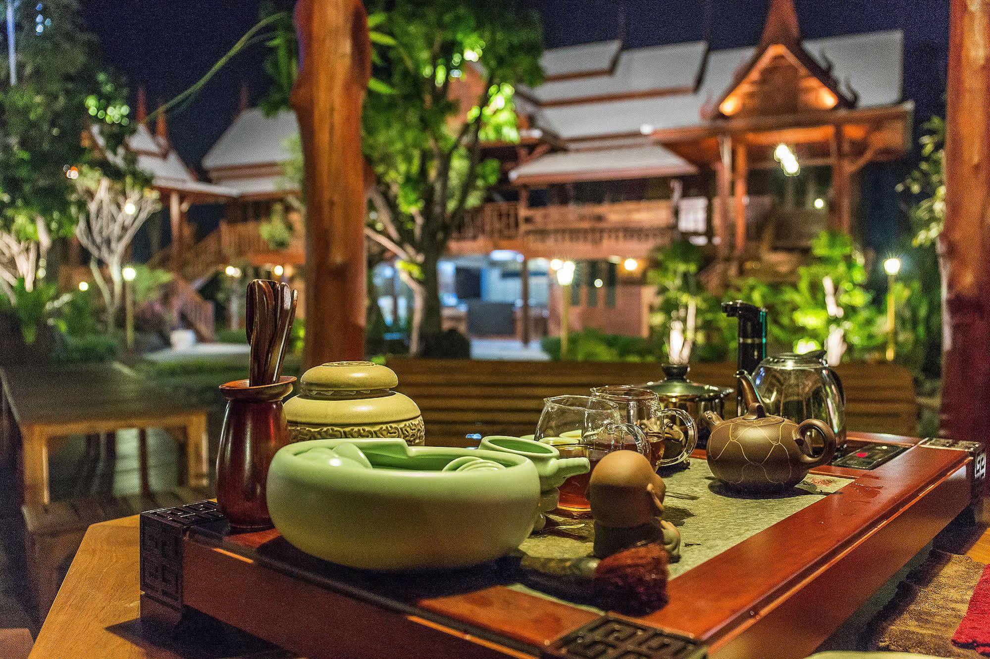 Sunlove Resort And Spa - Grand View Nakhon Pathom Dış mekan fotoğraf