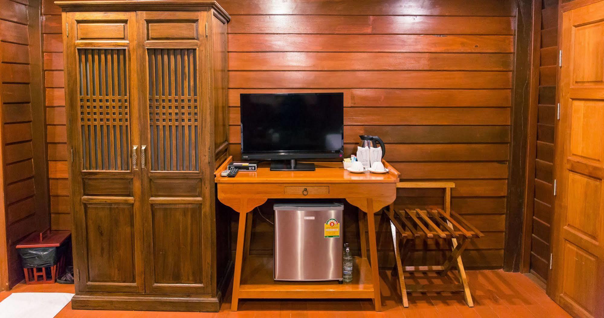 Sunlove Resort And Spa - Grand View Nakhon Pathom Dış mekan fotoğraf