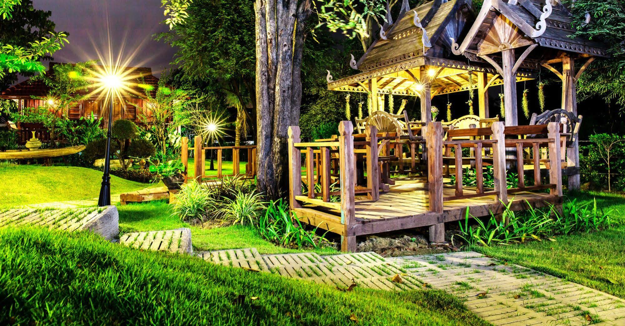 Sunlove Resort And Spa - Grand View Nakhon Pathom Dış mekan fotoğraf